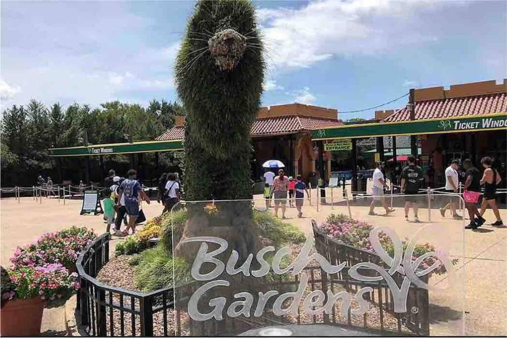 Willa Minutes To Fairgrounds, Hard Rock, & Busch Gardens Tampa Zewnętrze zdjęcie